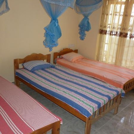 Seetha'S Hostel Negombo Exterior foto